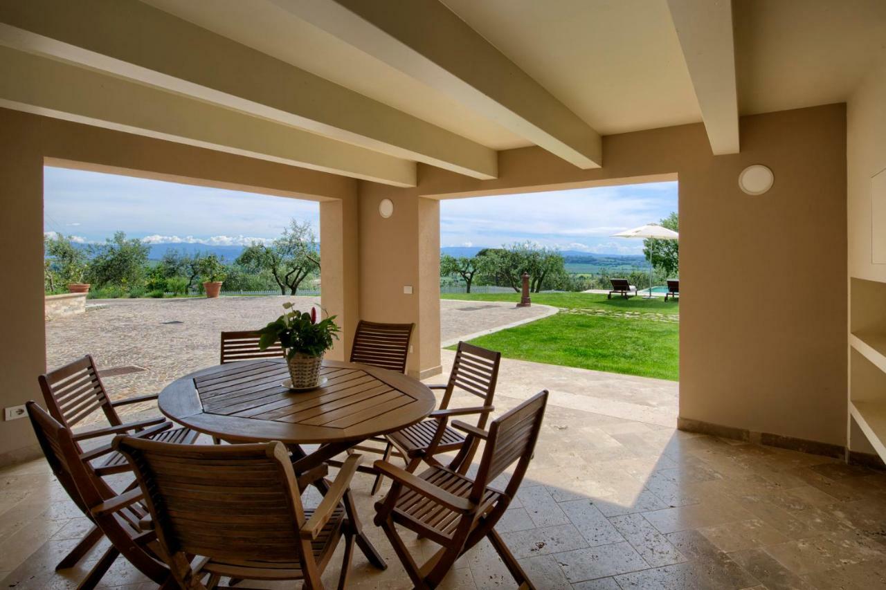 Luxury Spaccasole Su Cortona - Sauna & Infinity Pool Ferienhaus *